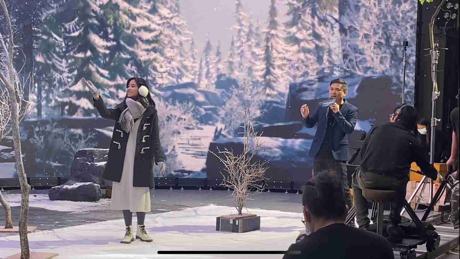 菠菜论坛以ALED先进显屏技术，，与金马奖视觉特效团队“再现影像”携手合作打造LED虚拟摄影棚，，，提供沉浸式表演体验，，，，并精简拍摄成本与时间